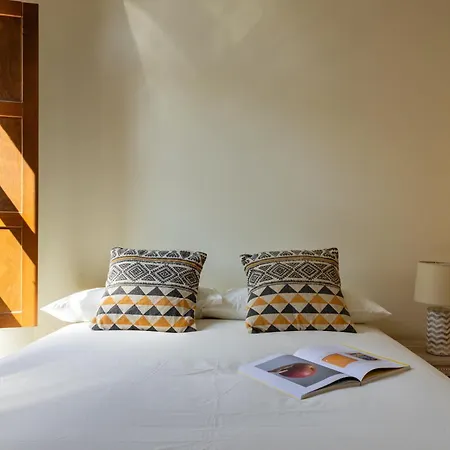 Charming 2 Bedroom At Center By Ocityzen Apartment *