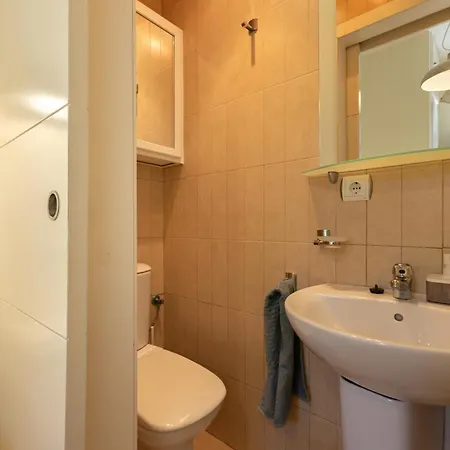 Charming 2 Bedroom At Center By Ocityzen *